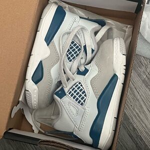 Infant Jordan 4s